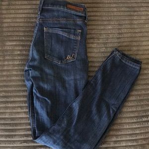Express dark wash mid-rise stretch jean